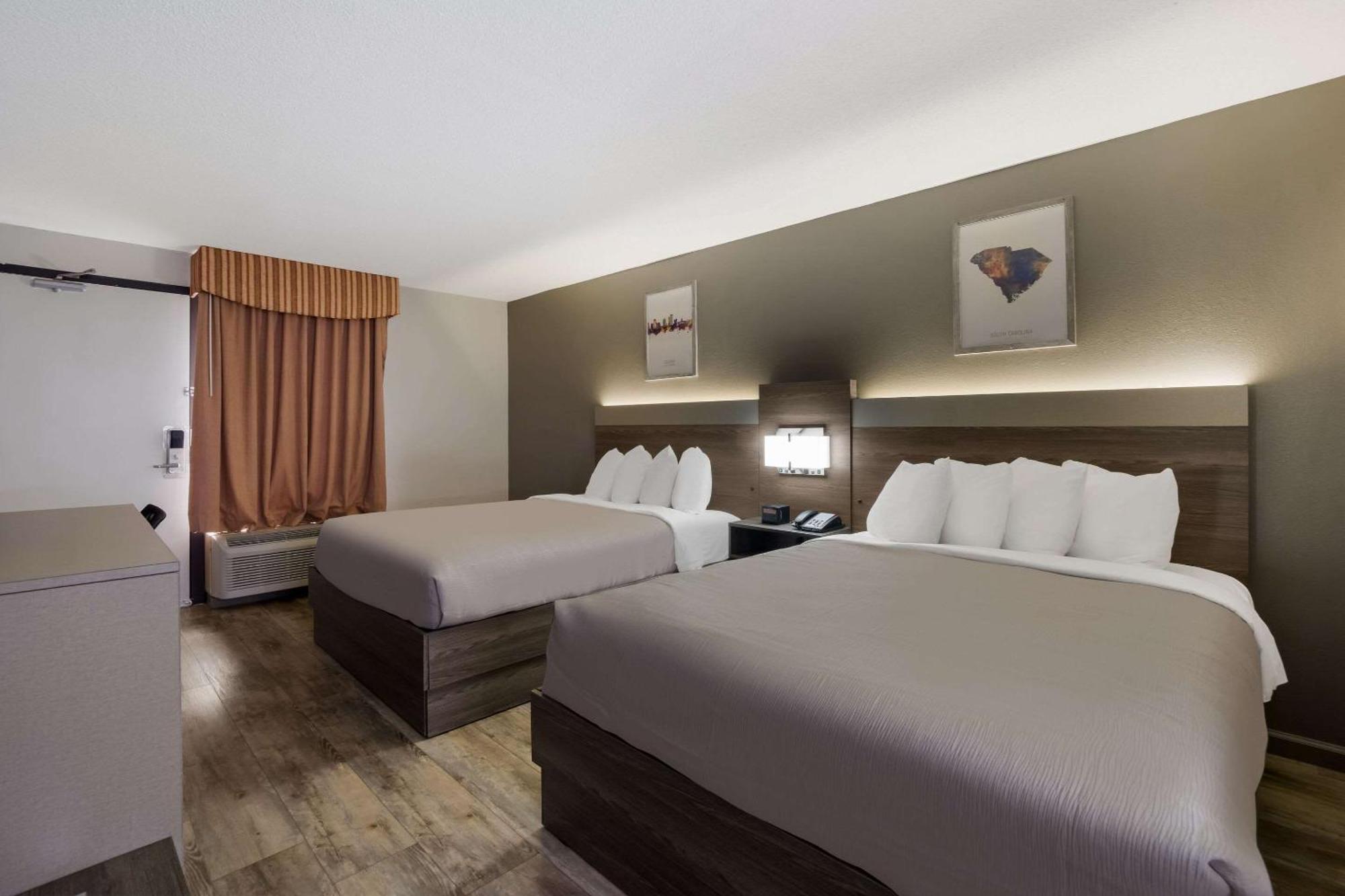 קולומביה Quality Inn Fort Jackson מראה חיצוני תמונה