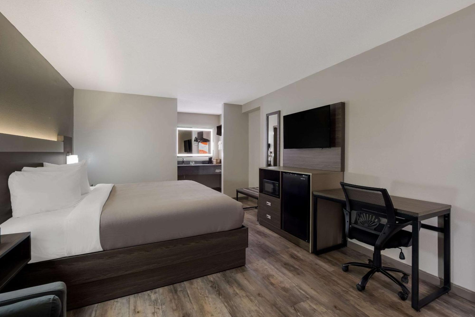 קולומביה Quality Inn Fort Jackson מראה חיצוני תמונה