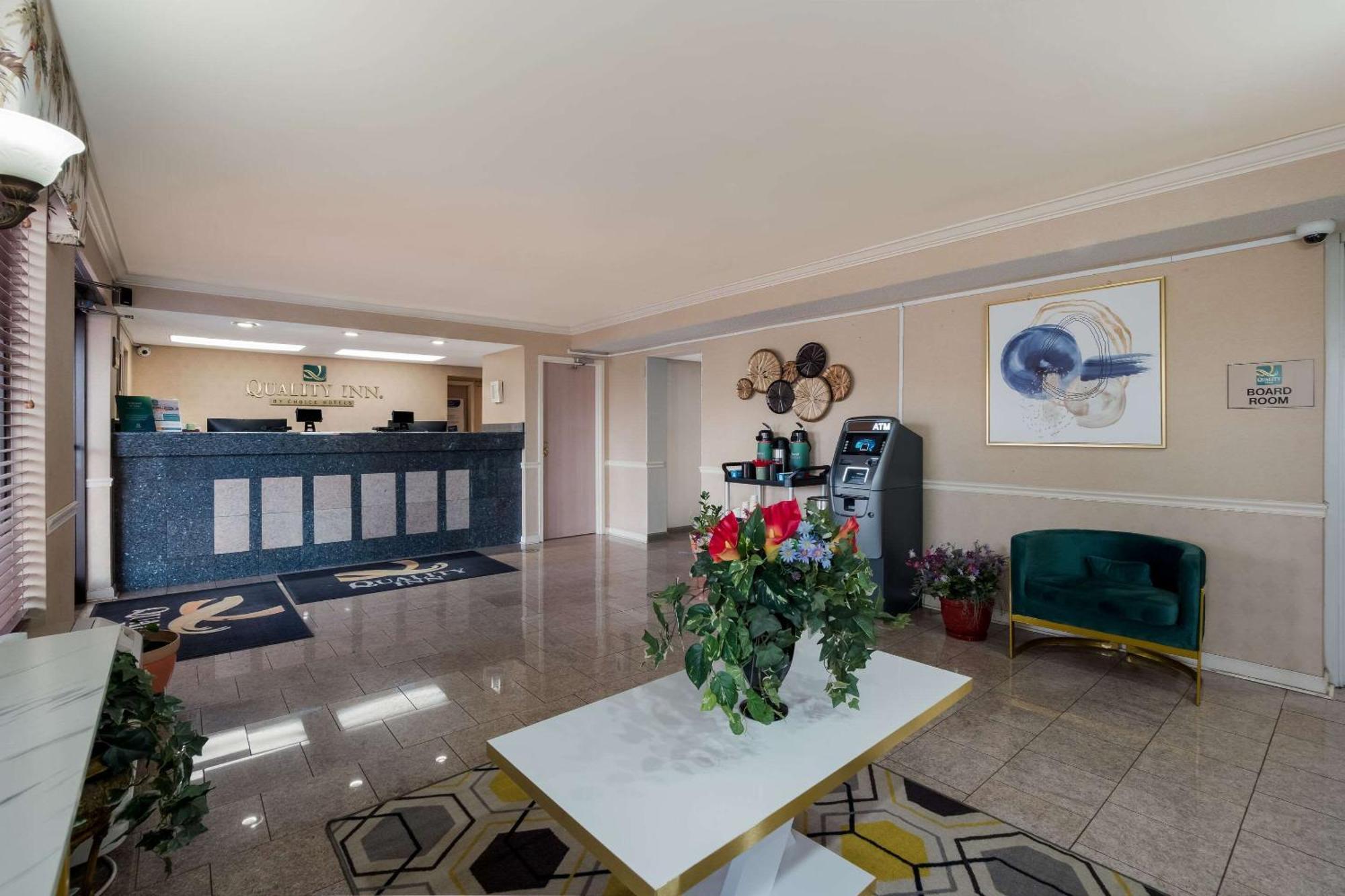 קולומביה Quality Inn Fort Jackson מראה חיצוני תמונה