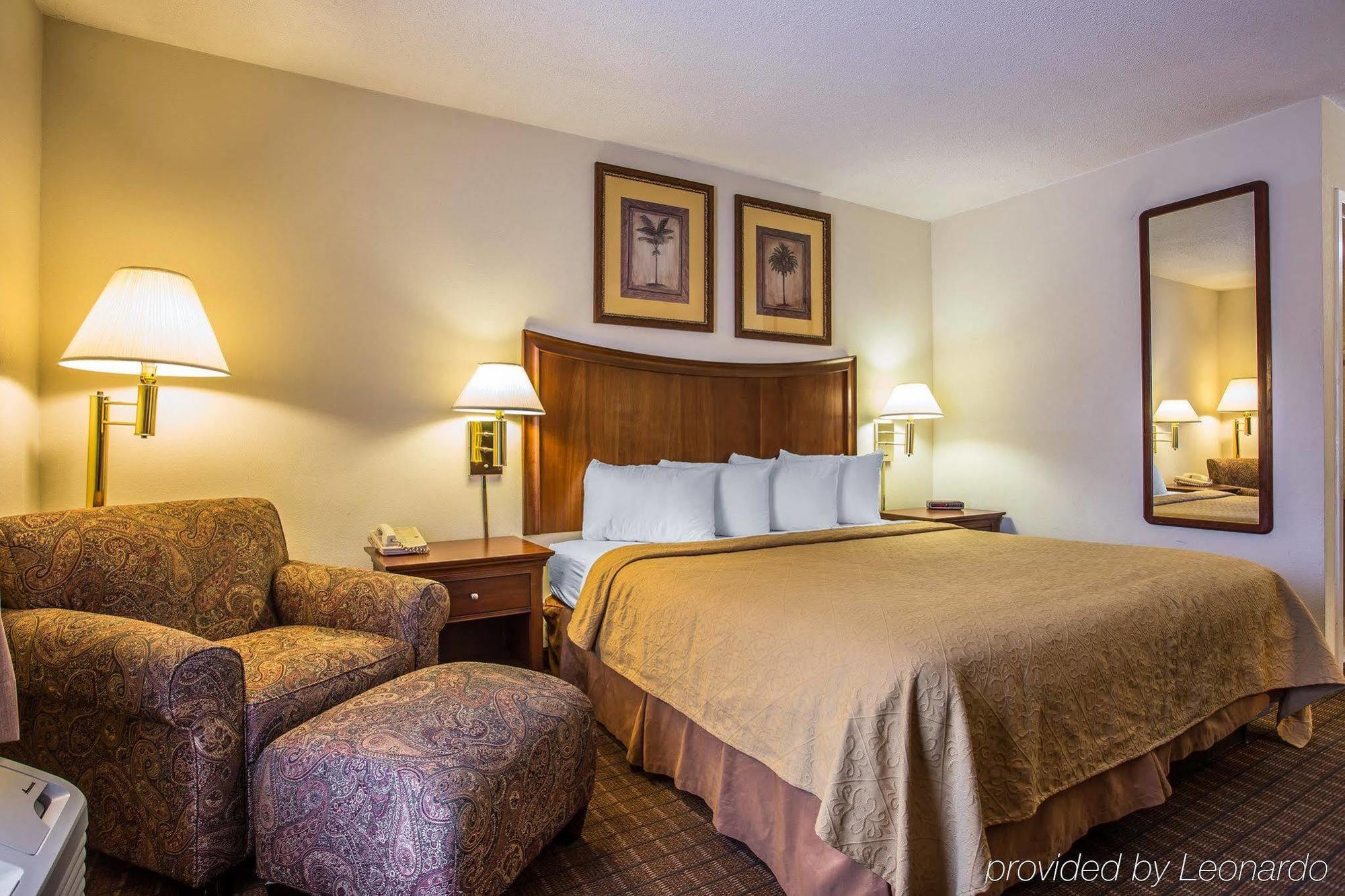 קולומביה Quality Inn Fort Jackson מראה חיצוני תמונה