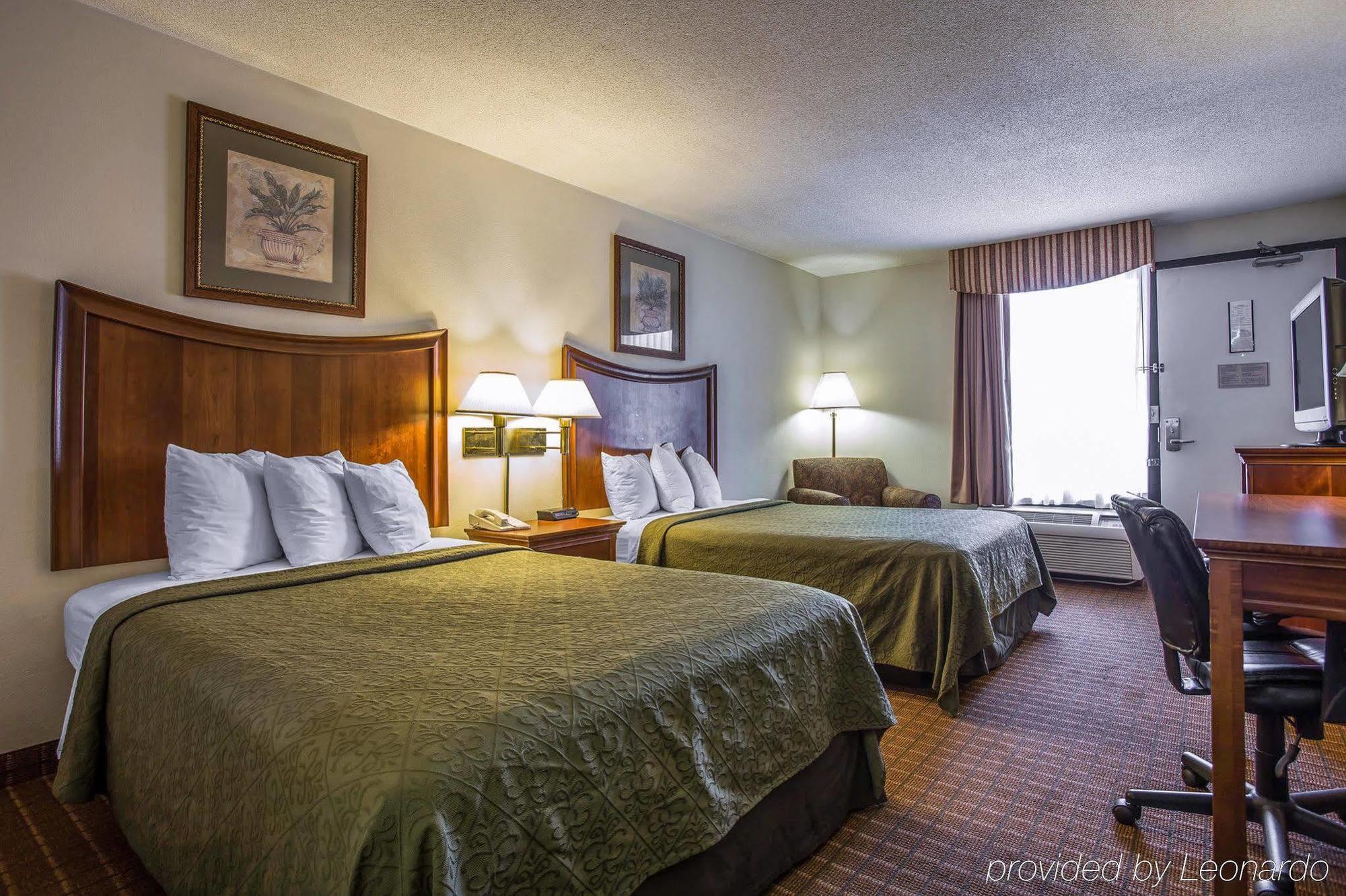 קולומביה Quality Inn Fort Jackson מראה חיצוני תמונה