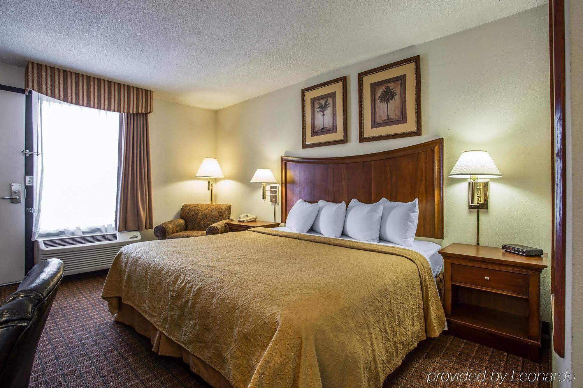 קולומביה Quality Inn Fort Jackson מראה חיצוני תמונה